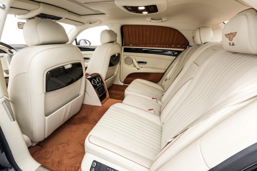 Интерьер Bentley Flying Spur V8 S by Startech 2017 года  (фото 5 из 8)